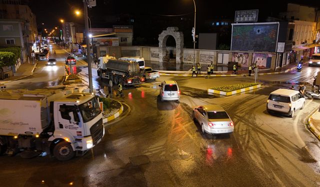 HBB’den 15 İlçede Eş Zamanlı Temizlik Seferberliği