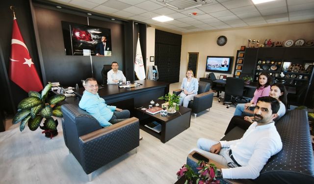 Hatay Sınav Koleji’nden Müdür Güner’e Ziyaret