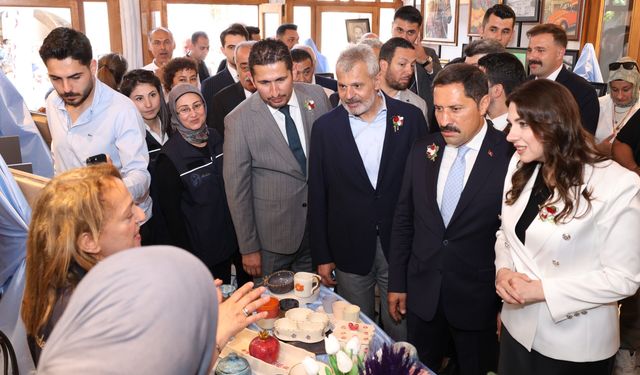 Kursiyelerin El Emeği Ürünleri Sergilendi