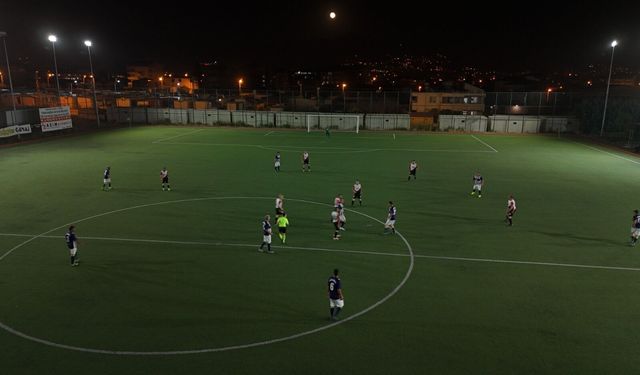 Erhan Aksay Futbol Turnuvası'nda Heyecan Sürüyor