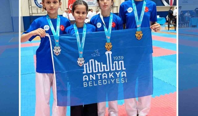 ANTAKYA KARATE TAKIMI MADALYA KAZANDI!