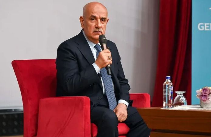 Vahit Kirişci Gençlerle Buluştu