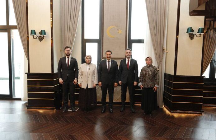 Depremzede Gençler İçin Gençlik Merkezi Projesi Görüşüldü