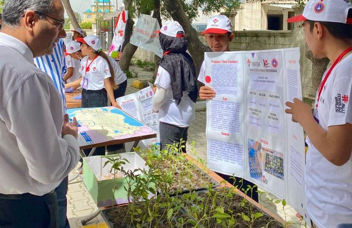 Antakya’da TÜBİTAK 4006 Bilim Fuarı Heyecanı