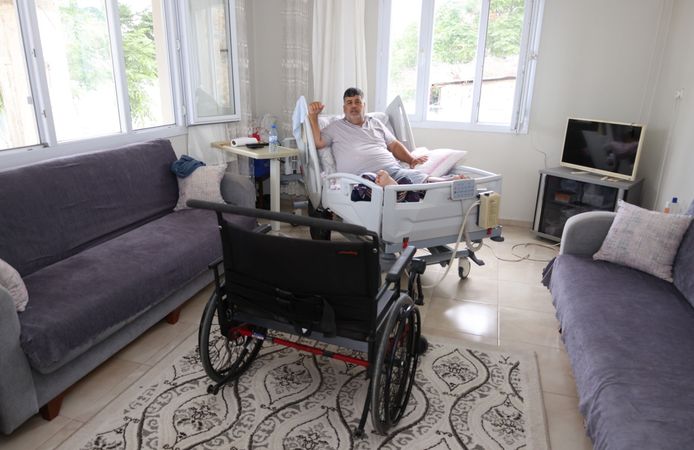 HBB’den Obezite Hastası Vatandaşa Özel Tekerlekli Sandalye Desteği