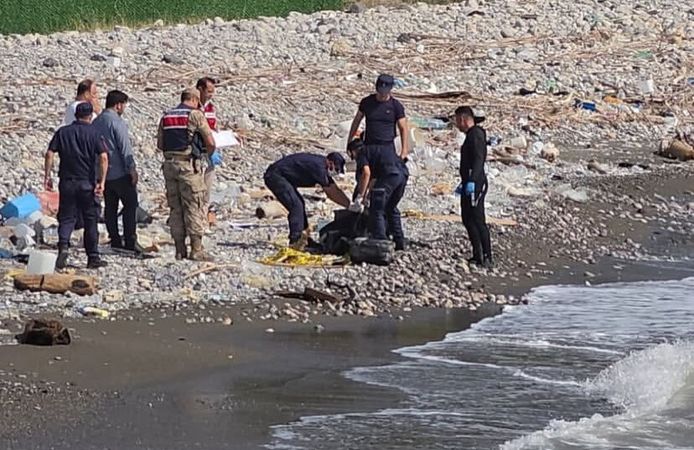 İskenderun Sahilinde Erkek Bedeni Bulundu