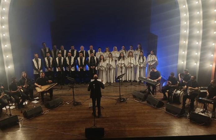 Tarihî Meclis Binası’nda Medeniyetler Korosu Rüzgârı