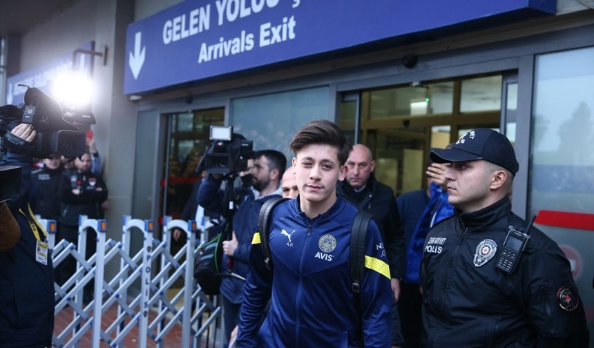 Fenerbahçe kafilesi Adana'ya geldi