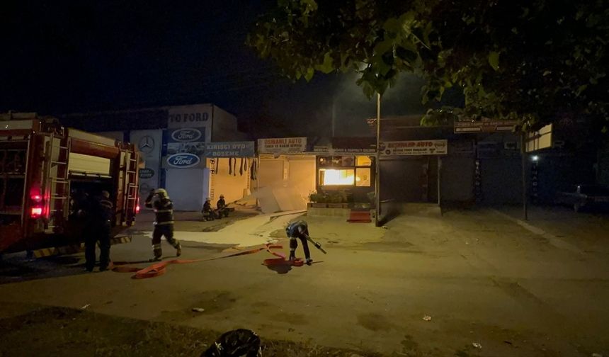 Kahramanmaraş'ta bir işletmede çıkan yangın söndürüldü