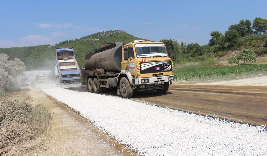 Manavgat'ta asfaltlama çalışması yapıldı