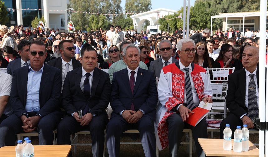 Eski TBMM Başkanı Arınç, Antalya Belek Üniversitesinin akademik yıl açılışına katıldı