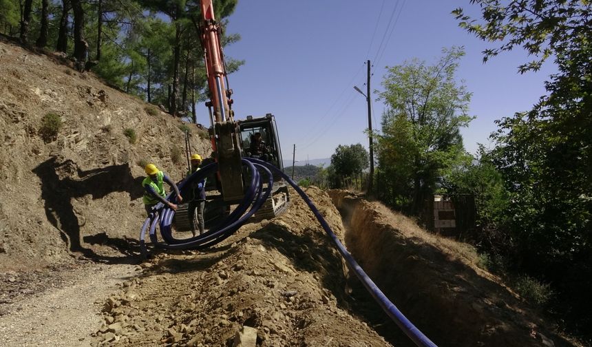 HASSA’DA ALTYAPI YENİLEME ÇALIŞMALARI SÜRÜYOR