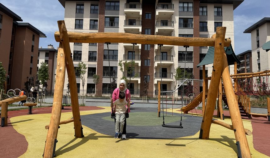 Depremde Yıkılan Ebrar Sitesi’nde Yeni Hayat Başladı