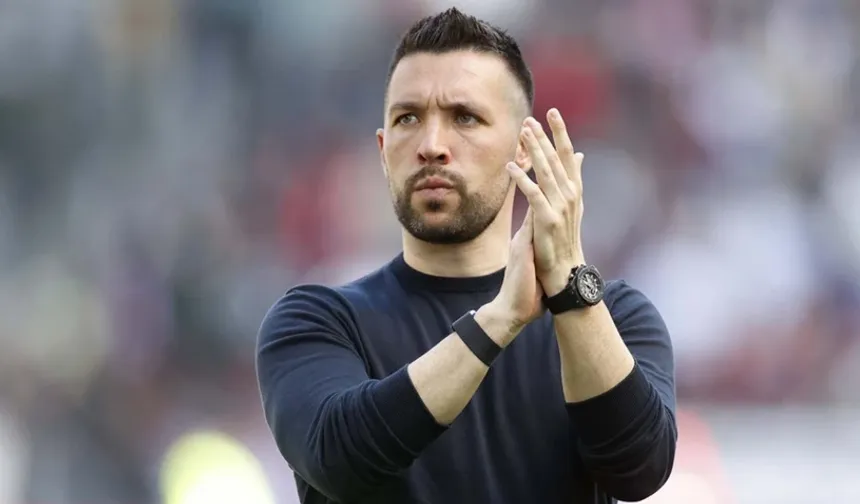 Farioli Ajax'tan Ayrıldı