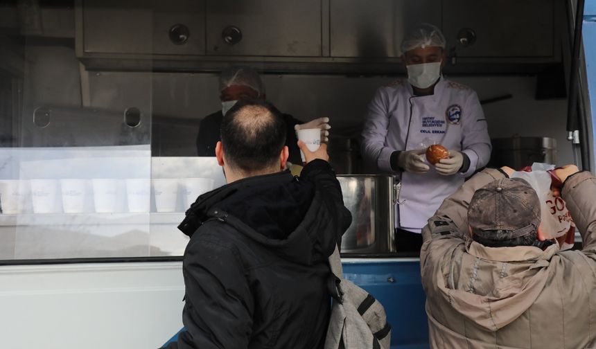 HBB’den Hastane Önlerinde İftar Çorbası