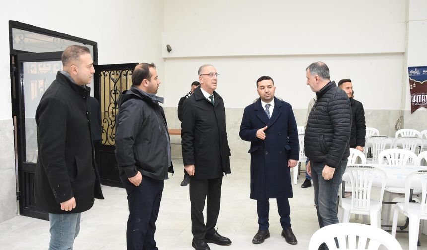İbrahim Naci Yapar İftar Öncesi Salonları İnceledi
