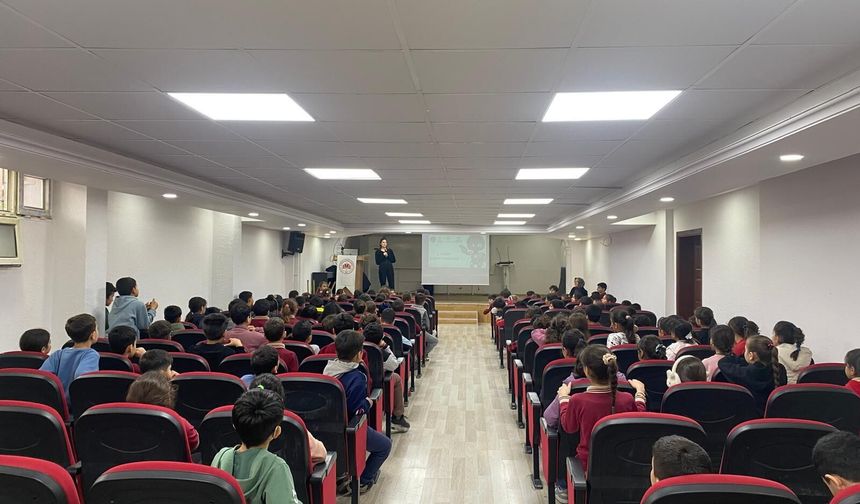 Altınözü’nden Robot Yarışmasına Hazırlık