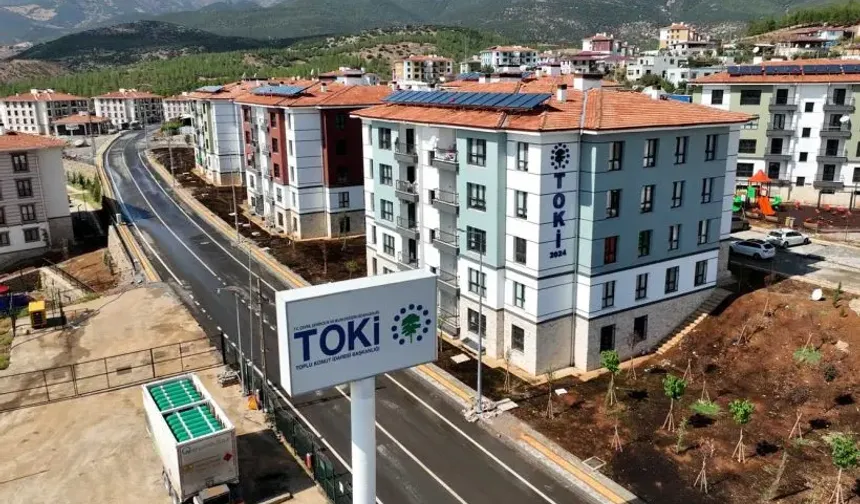 Depremzedelerden Sosyal Konut Koşullarına İtiraz!