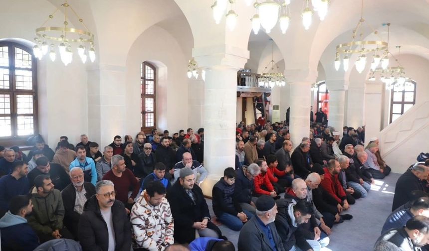 Fatikli Camii Yeniden İbadete Açıldı