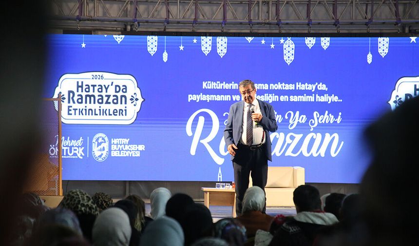 Hayati İnanç, İskenderun’da Sevenleriyle Buluştu