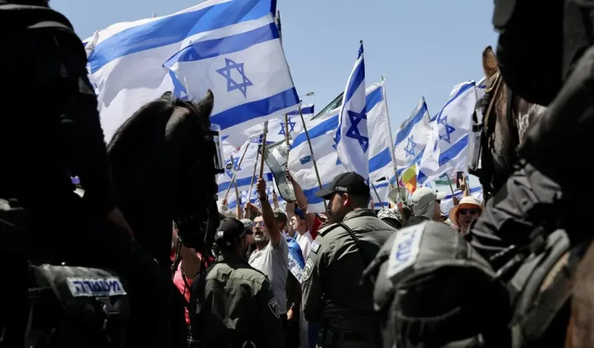 İsrail Halkı İran Saldırılarını Destekliyor