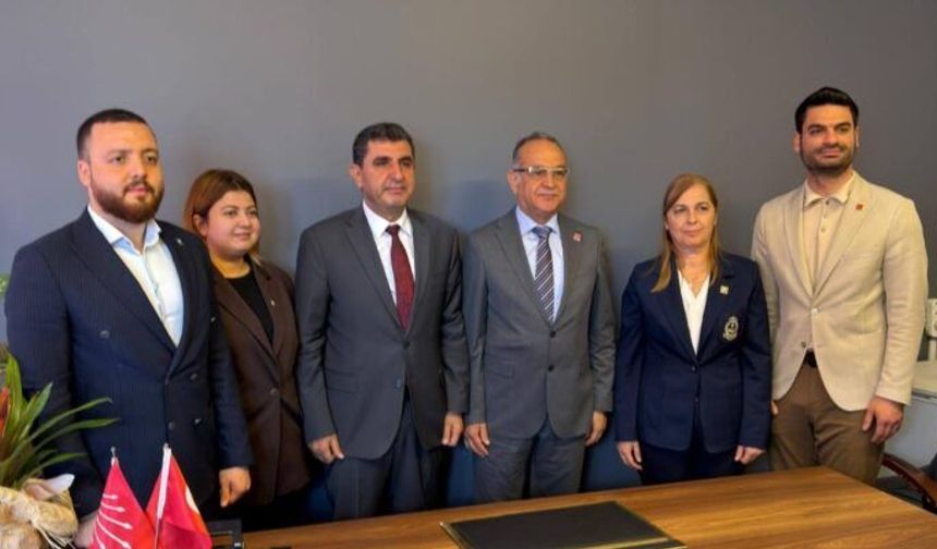 AK Parti’den CHP’ye Hayırlı Olsun Ziyareti