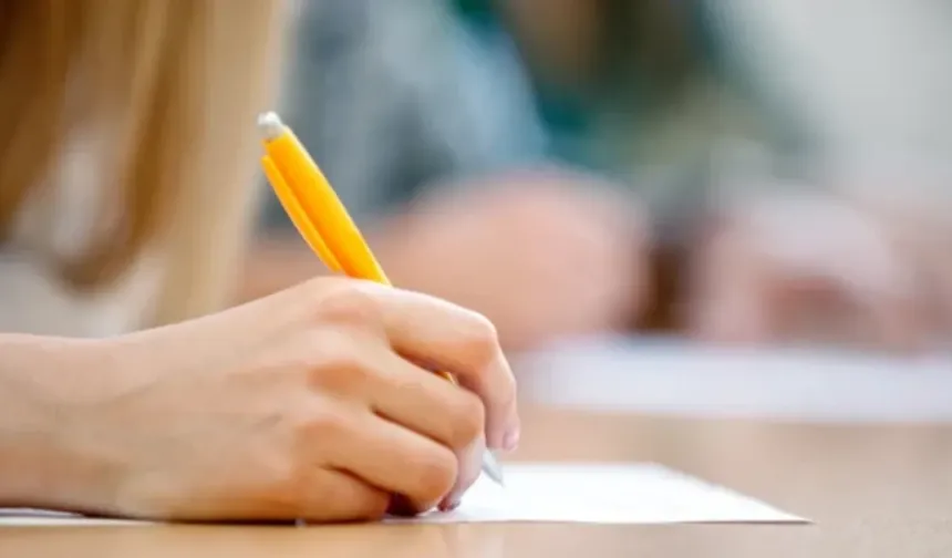 2026 AÖL 3. Dönem Kayıt Yenileme Tarihleri Bekleniyor?