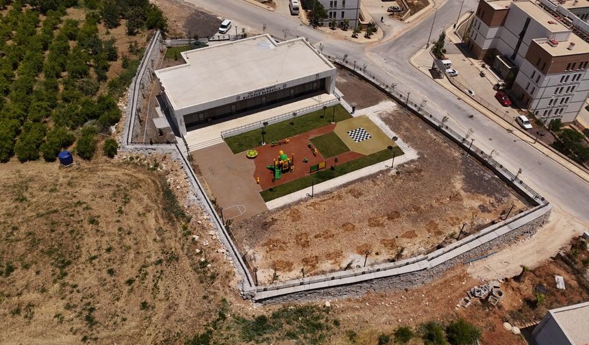 Altınözü’ne Modern Eğitim Yatırımı