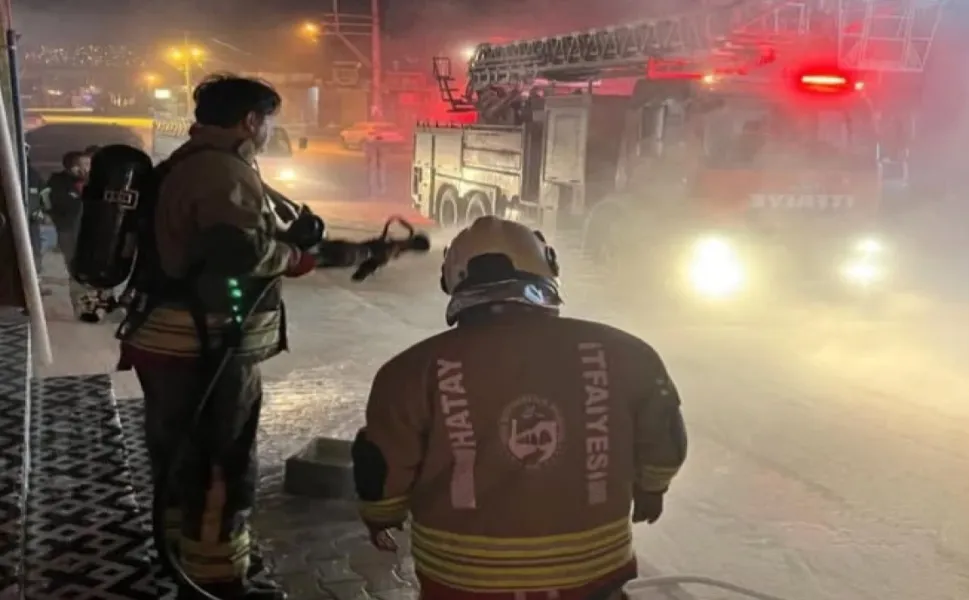 Antakya’da Dönercide Kızartma Makinesi Yangını