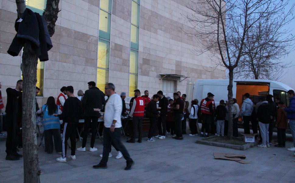 Ramazan Sofrasında Birlik ve Paylaşım