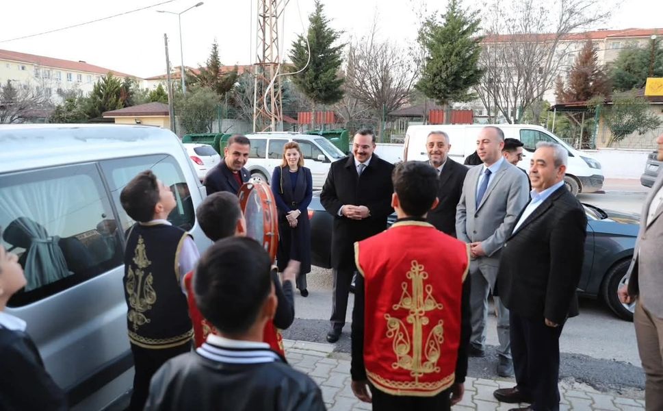 Kaymakam ve Başkan Vekili Çocuklarla İftarda Buluştu