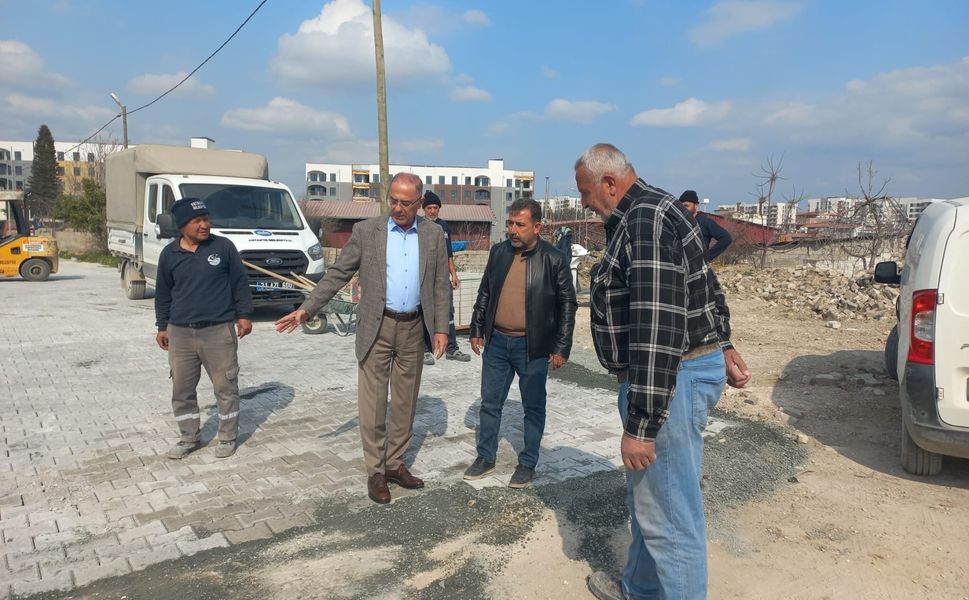 Akasya Mahallesi’nde Parke Çalışmaları Yerinde İncelendi