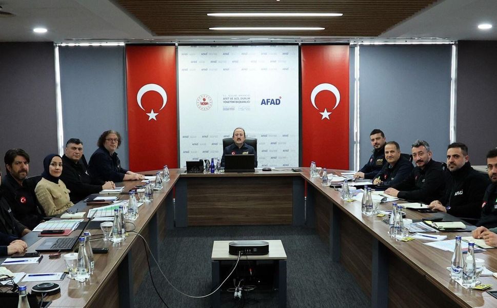 AFAD, Deprem Bölgesinde İyileştirme ve Koordinasyon Çalışmalarını Sürdürüyor