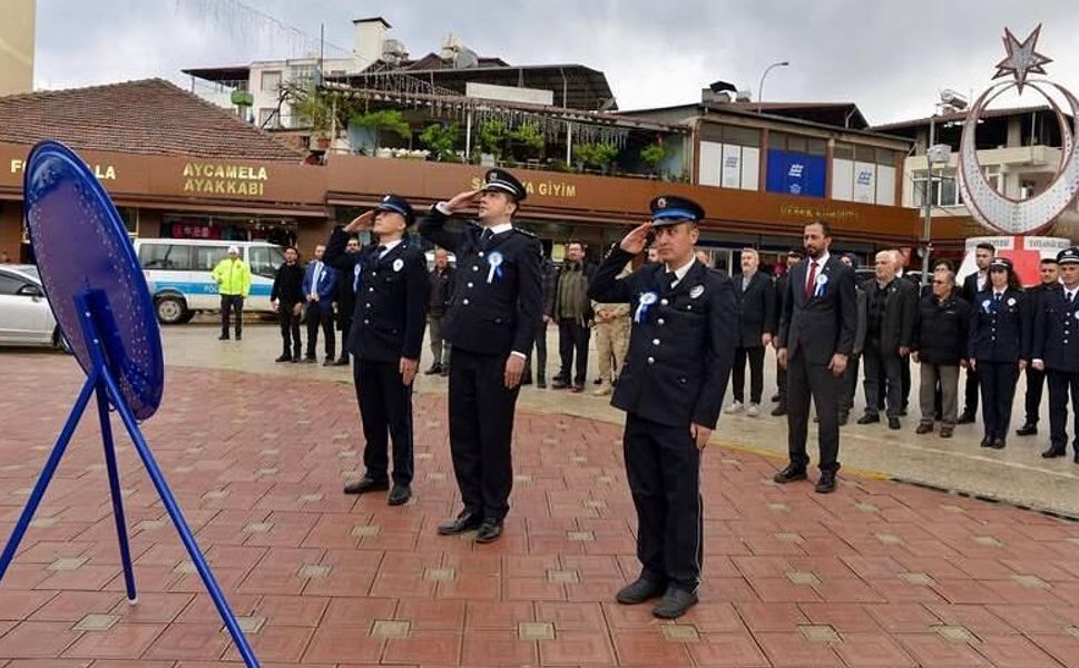 Polis Haftası’nda Anlamlı Tören ve Ziyaret