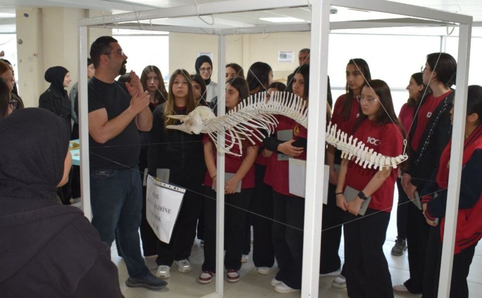 HBB’den Gençlere Kariyer Desteği