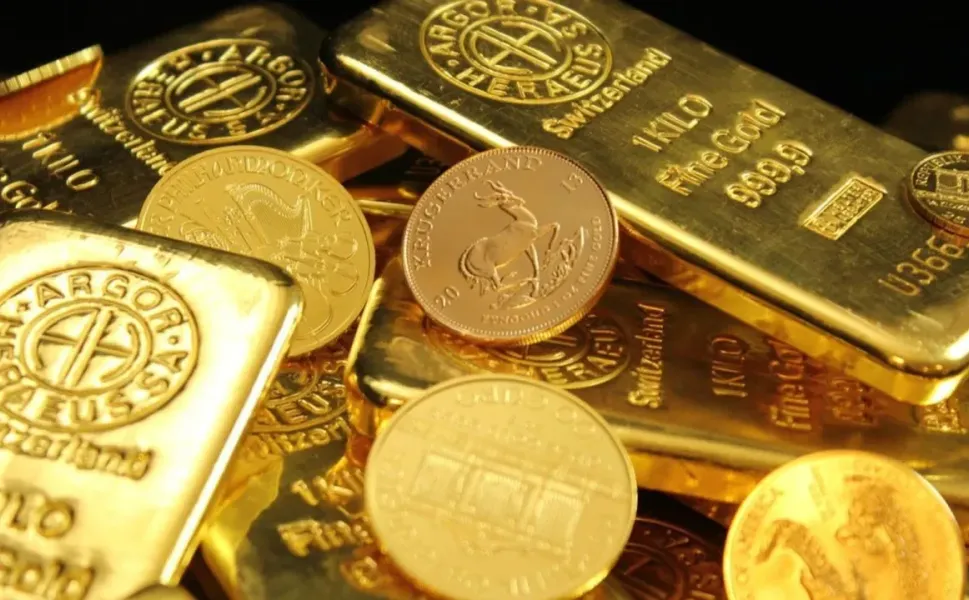 Altın Haftaya Düşüşle Başladı