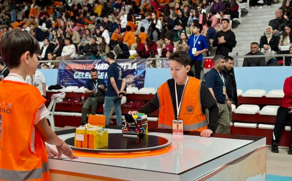 Antakya’dan Hatay Bot Robot Yarışması’na başarı mesajı