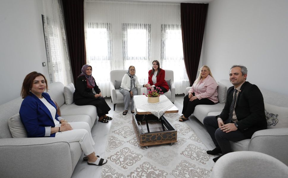 Şehit Ailelerine Anlamlı Ziyaret