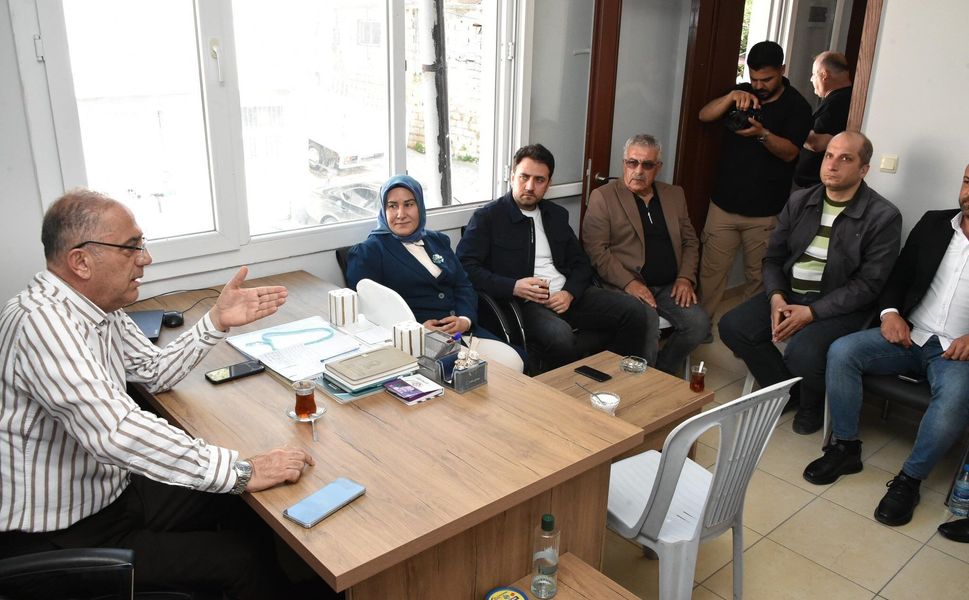 Yapar, Dağ Bandı Muhtarlarıyla Aydınlıkevler’de Buluştu