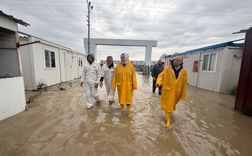 Başkan Vekili Horoz ve Başkan Yardımcısı Genco Saha Çalışmalarını İnceledi