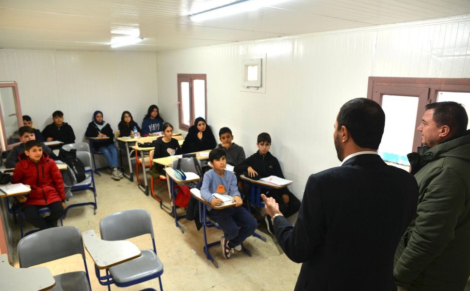 Başkan Mehmet Yalçın’dan Gençlere Eğitim Desteği!