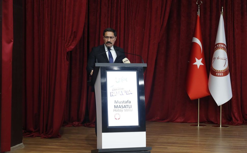 Hatay’da “Türkiye Yüzyılında Ulaştırma Vizyonu” Konferansı Düzenlendi