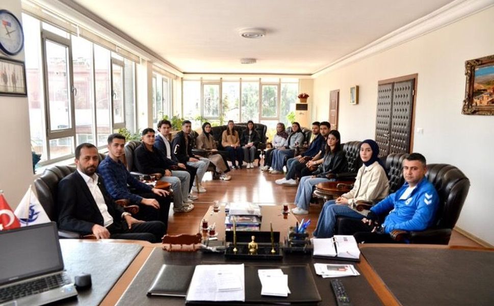 POMEM ve PMYO Öğrencileri Yayladağı Belediyesi’nde Ağırladı