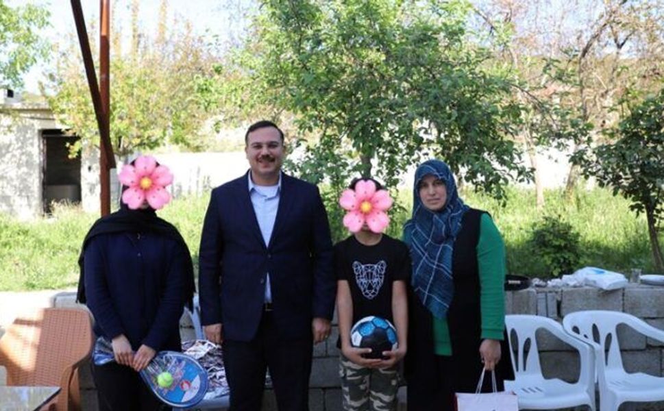 “Yüreğimizdeki Işık” Projesi Depremzede Ailelerle Buluşmaya Devam Ediyor