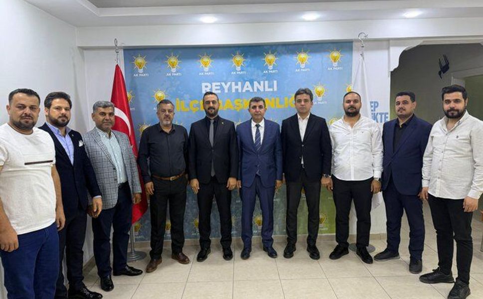 AK Parti Heyetinden Reyhanlı İlçe Başkanlığı’na Ziyaret