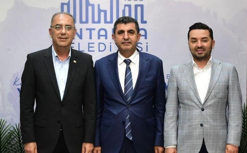 AK Parti İl ve İlçe Başkanlarından Belediyeye Ziyaret