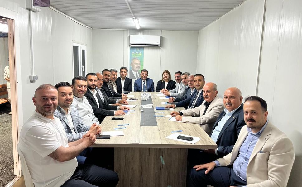 AK Parti Hatay İl Başkanlığı’nda Teşkilat Toplantısı Gerçekleştirildi