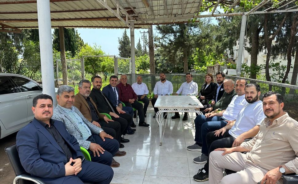AK Parti Heyetinden Reyhanlı’da Kanaat Önderi Orhan Çalım’a Ziyaret