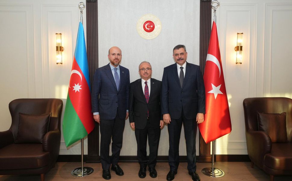 Mustafa Çiftçi’den Bakü Büyükelçiliği’ne Ziyaret