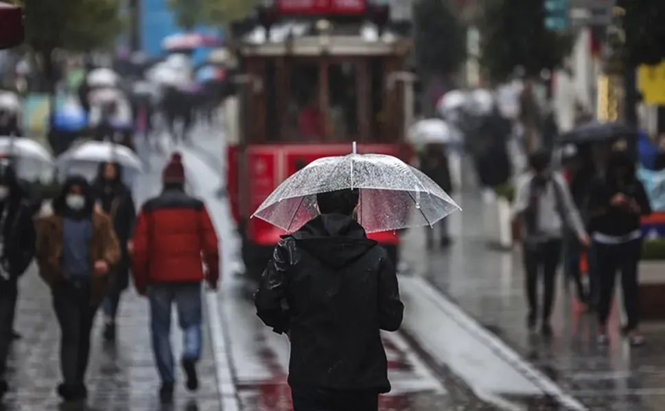 Meteoroloji Uyardı: Kuvvetli Sağanak Geliyor, Sıcaklık Düşüyor